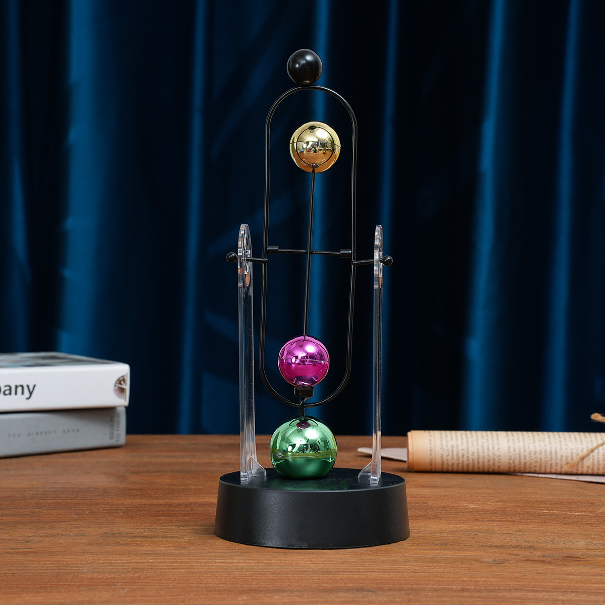 Newton Pendulum Perpetual Moti - đánh giá và giá Solar System Orrery
